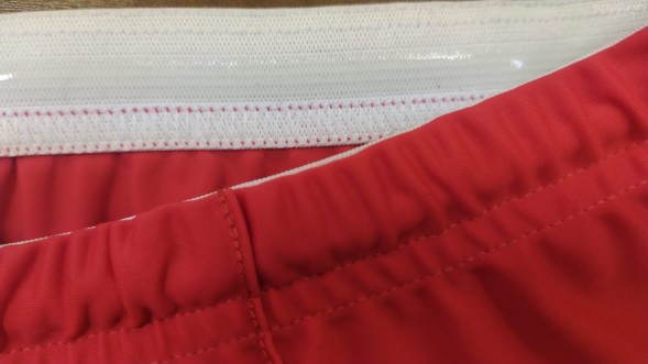 Гимнастическое трико.  Красное. РФ. С силиконовой лентой.