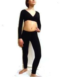 Блузка (болеро) для разогрева с завязками. 