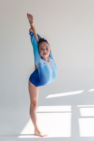 Гимнастический купальник Нежность (длинный рукав) Размер 38 Рост 147-158