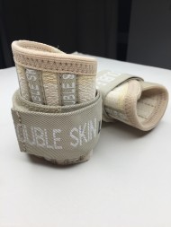 Фиксаторы запястья эластичные (опорный прыжок, конь махи, ковер). 