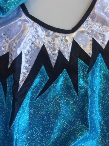 Гимнастический купальник для выступлений. Арт 1808 2 Размер AXS Рост 158